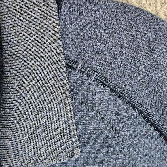 Lululemon Polo Shirt Mens XL Short Sleeve Metal Vent Tech Stretch Wicking - Picture 6 of 9